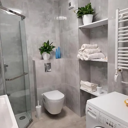 Amber Comfort Z Prywatnym Miejscem Parkingowym * Kolobrzeg